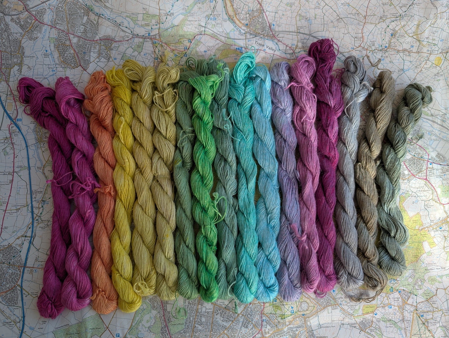 A happy bunch :: bamboo/linen 4 ply